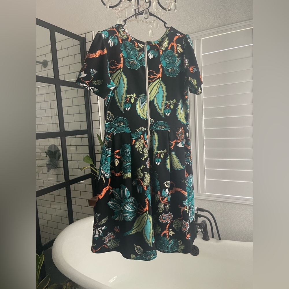 Luluroe Amelia Dress Size 2XL - Picture 4 of 5